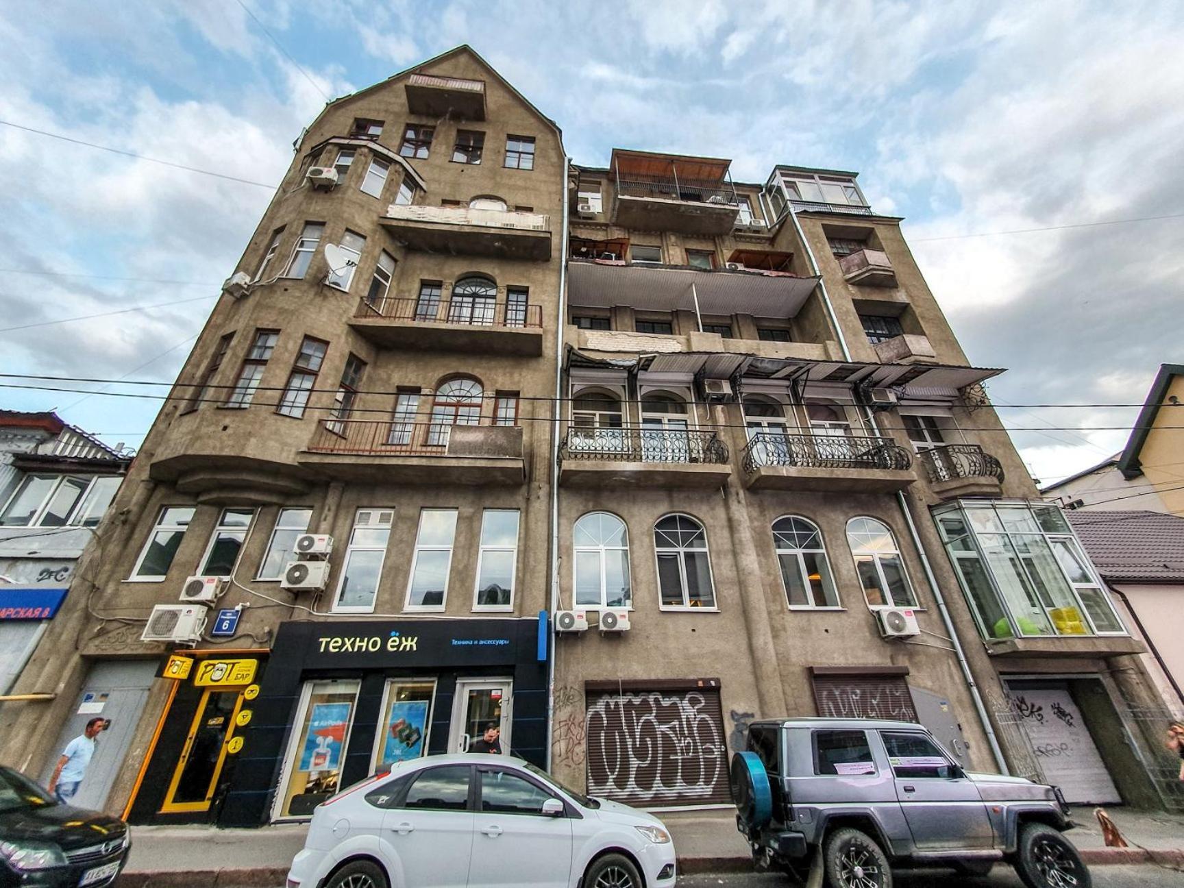 Two-Floor Apartments And Studio 2-Х Этажные Апартаменты И Студия В Самом Центре Kharkiv Bagian luar foto